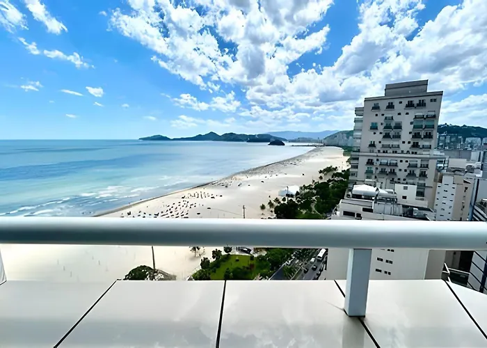 Mar Azul Sem Fim: Vista Panoramica Inesquecivel